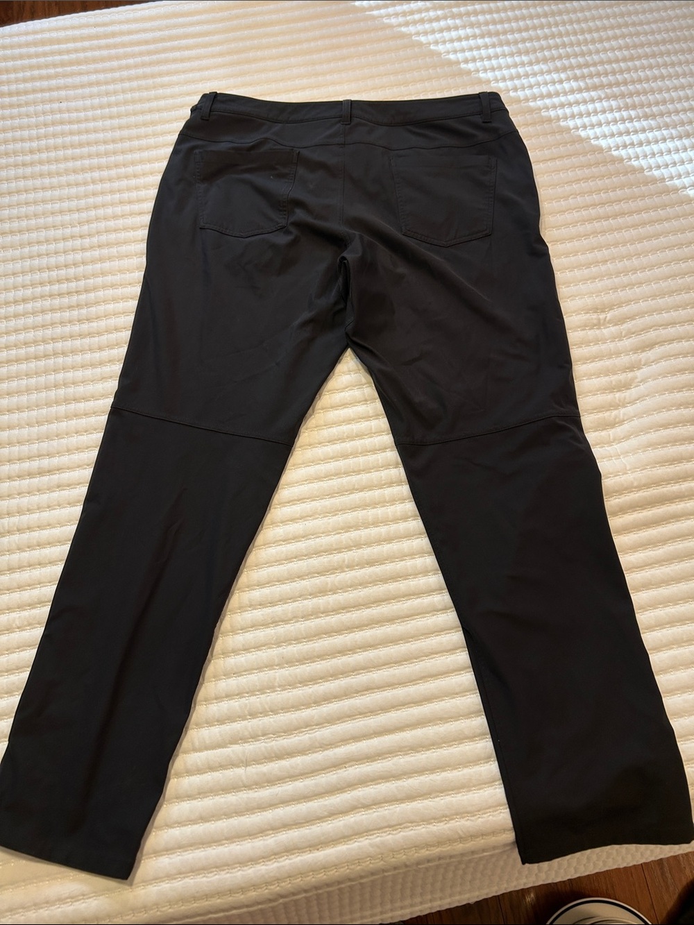 lululemon athletica Black Men's Chino-Style Performance Pants 38” waist - Picture 4 of 7
